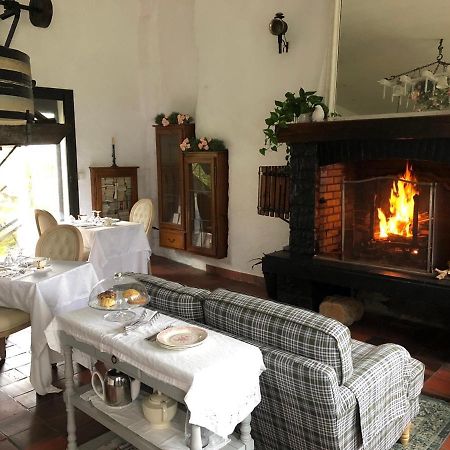 Le Vieux Moulin Bed and Breakfast Bouhet Buitenkant foto