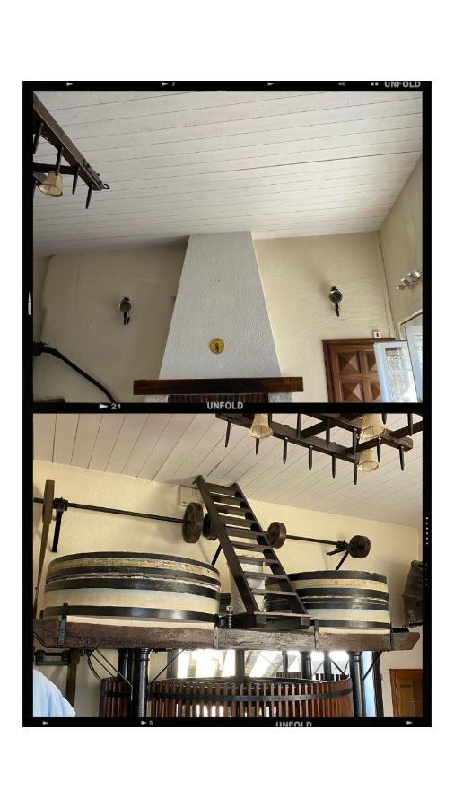 Le Vieux Moulin Bed and Breakfast Bouhet Buitenkant foto