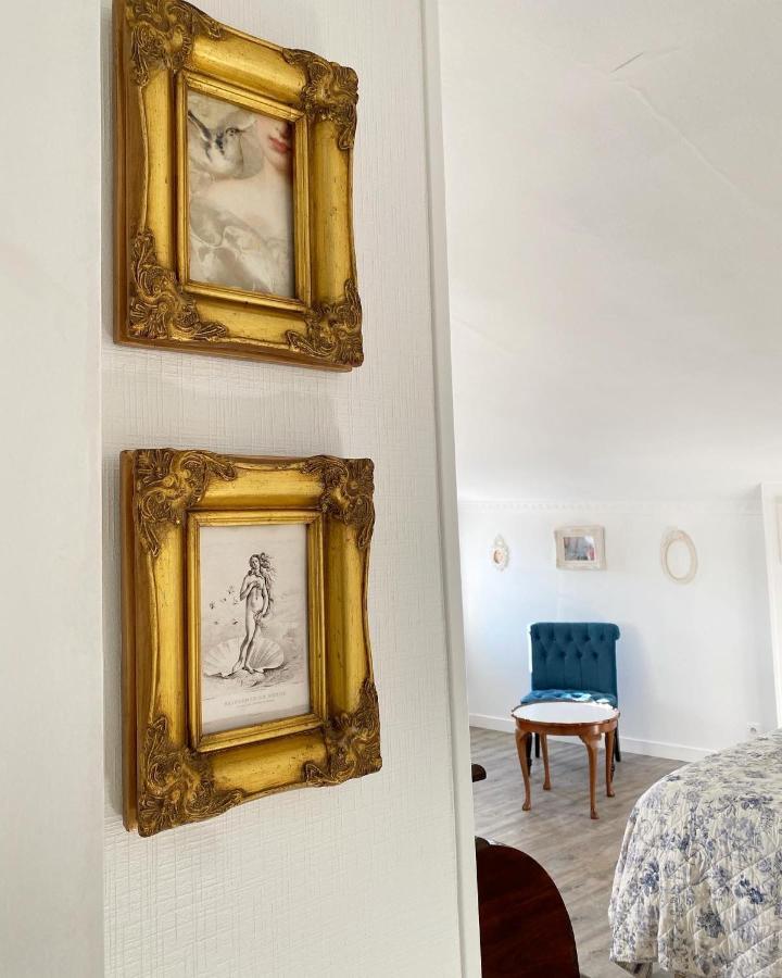 Le Vieux Moulin Bed and Breakfast Bouhet Buitenkant foto
