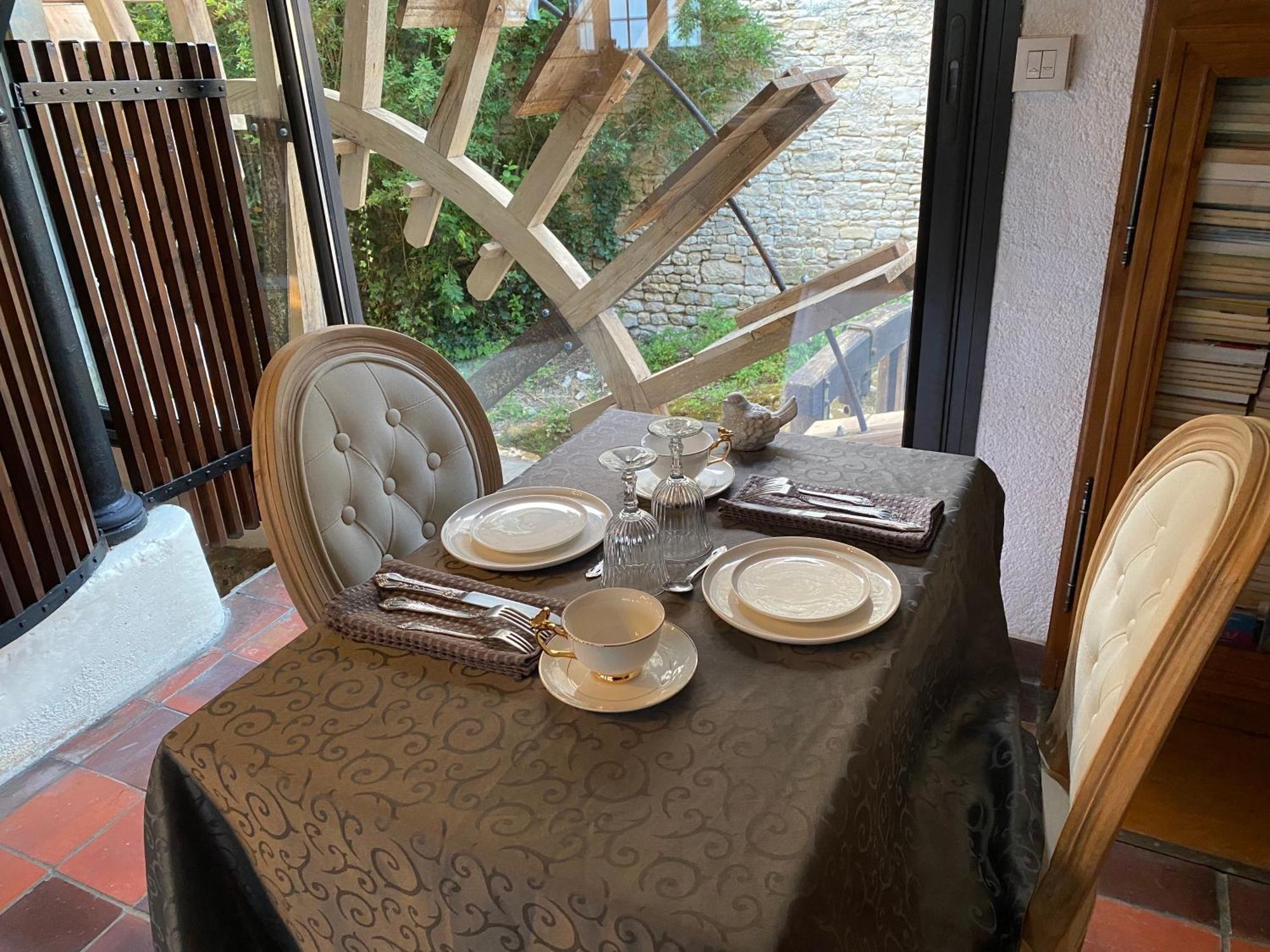 Le Vieux Moulin Bed and Breakfast Bouhet Buitenkant foto